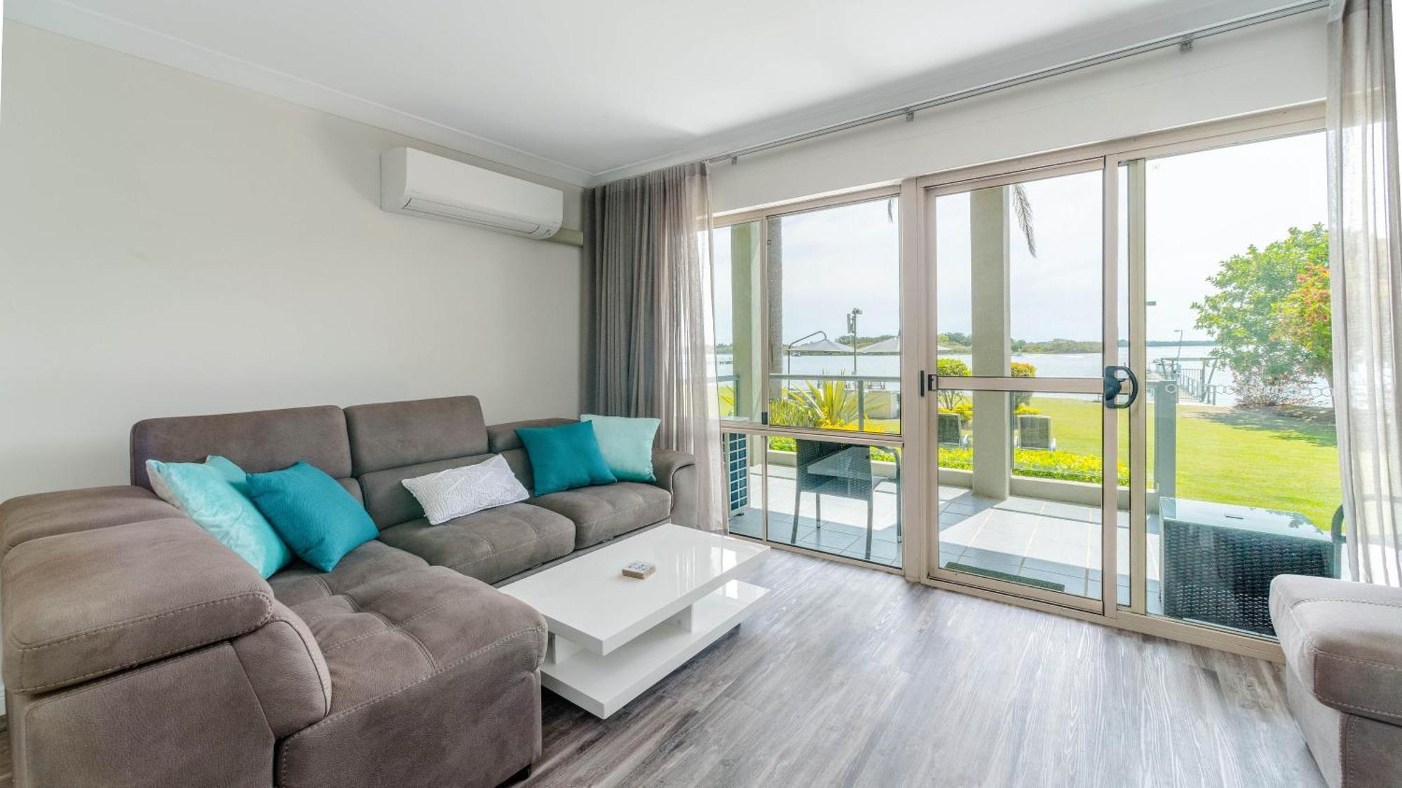 Moby Dick Waterfront Motel 3*